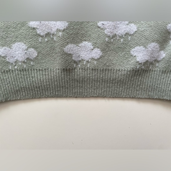 Rain Cloud Vest - Picture 8 of 10